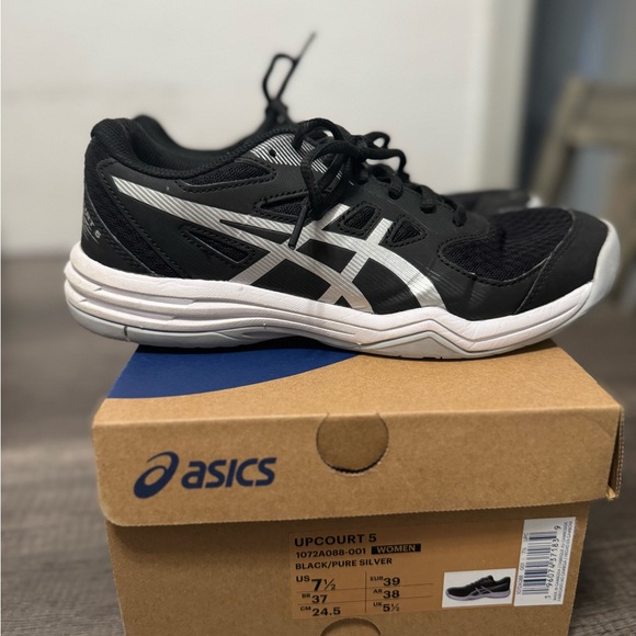 ASICS Men's Black and Silver Upcourt 5 Shoes - Picture 1 of 5